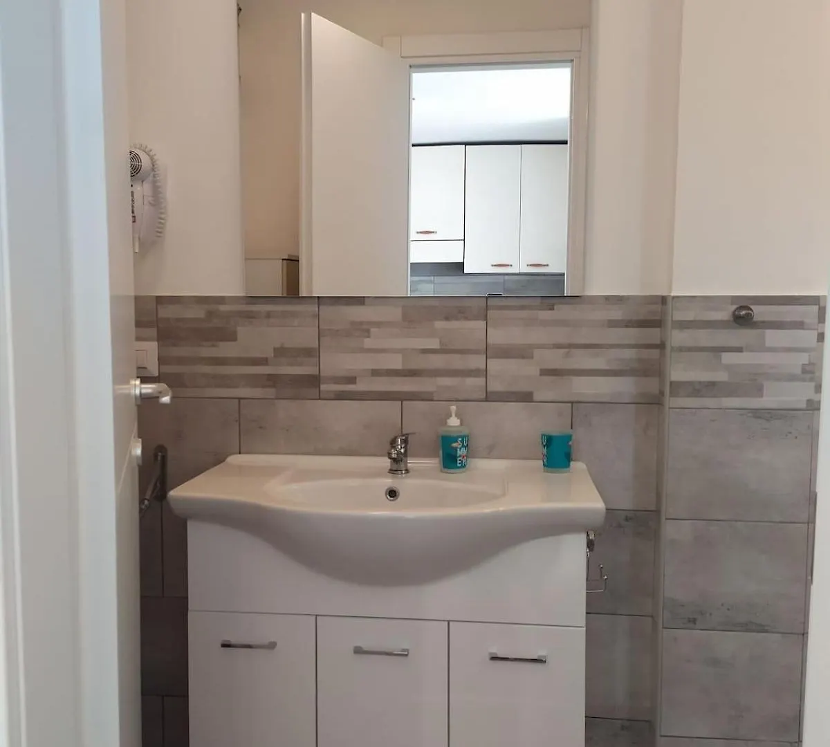 Roma Gemelli San Pietro Colosseum Apartment
