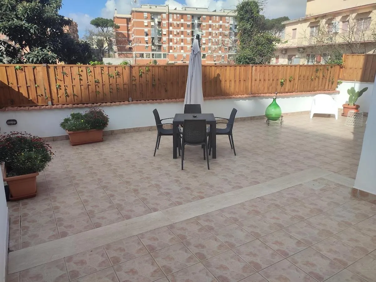 Apartment Roma Gemelli San Pietro Colosseum